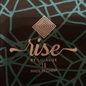 LulaRoe Brave 1X Activewear Leggings